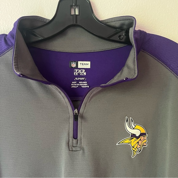 Minnesota Vikings Quarter Zip - Picture 3 of 4